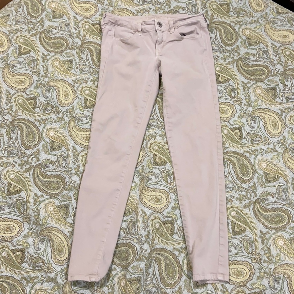 American Eagle Super Stretch X. Size 4. Light khaki.